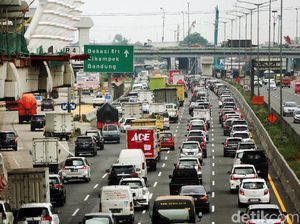Awas Macet! Ratusan Juta Orang Bakal Lakukan Perjalanan saat Libur Nataru Awas Macet! Ratusan Juta Orang Bakal Lakukan Perjalanan saat Libur Nataru