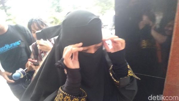 Opick Nikah Lagi, Begini Reaksi Mantan Istri Pertama