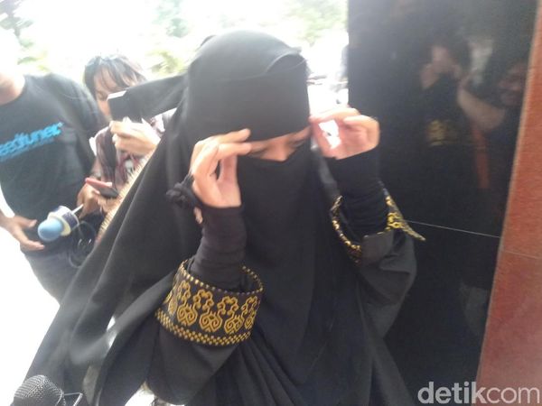 Opick Nikah Lagi, Begini Reaksi Mantan Istri Pertama