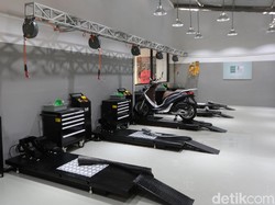 Saat Bengkel Resmi Jadi Tukang Cebok Mekanik Bengkel Umum