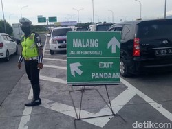 Tol Pandaan-Malang Dipadati Kendaraan, Pengendara: Penasaran