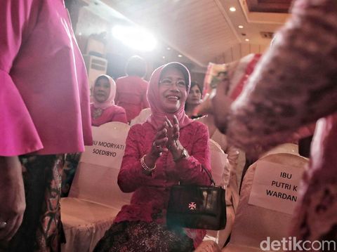 Kebaikan Ibunda Jokowi yang Diingat Yusuf Mansur: Sederhana, Suka Kasih Duit
