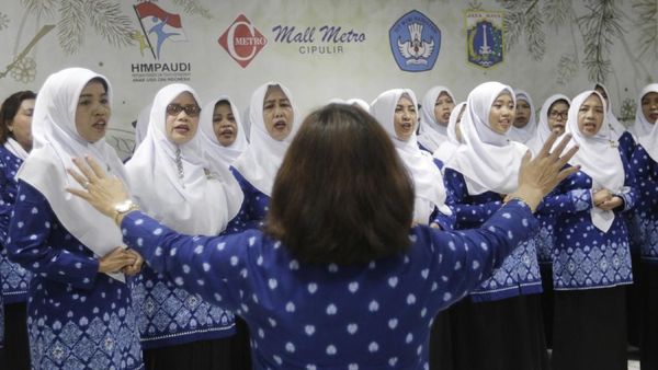 Peringatan Hari Ibu di Mal Metro Cipulir