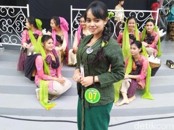 Ketika Mbok-mbok Jamu Cantik Berlenggak Perebutkan Gelar Ratu