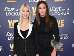 Di Indonesia, Caitlyn Jenner Makan Soto dan Nasi Goreng