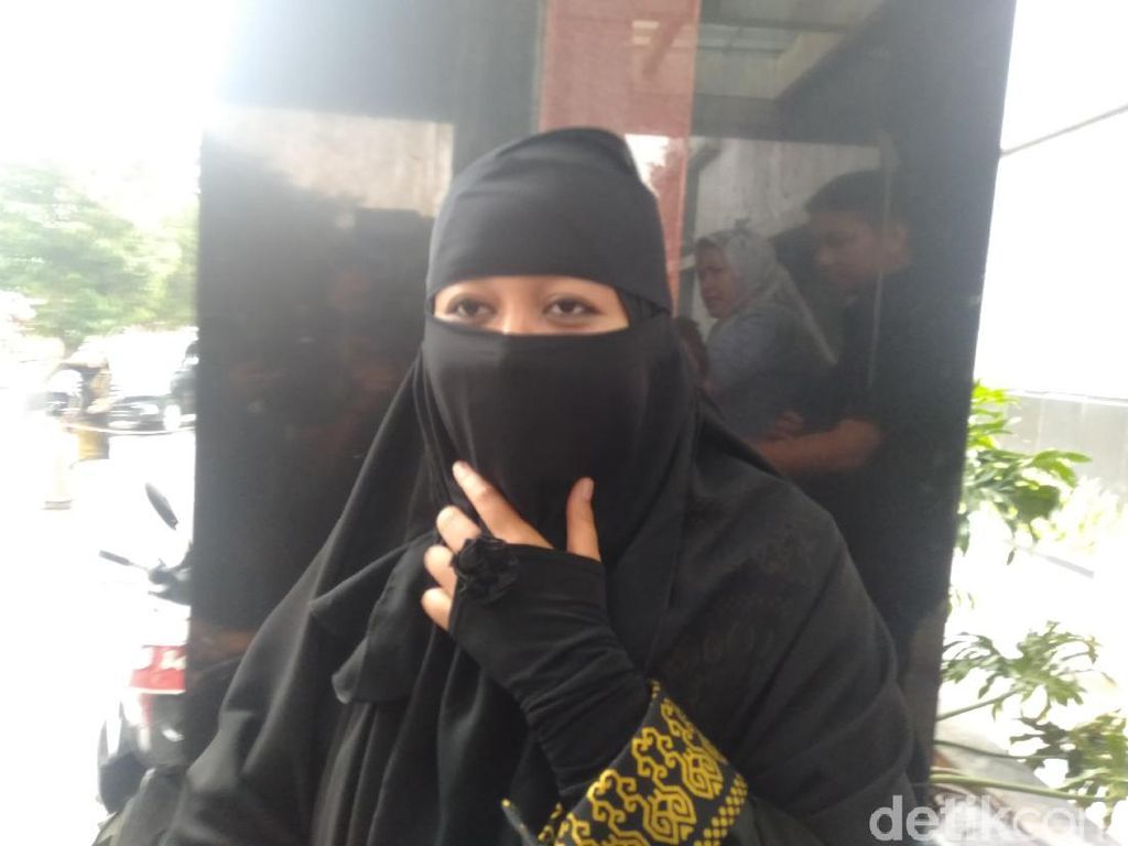 Mantan Istri Pertama Tak Halangi Opick Bertemu Anak Mantan Istri Pertama Tak Halangi Opick Bertemu Anak