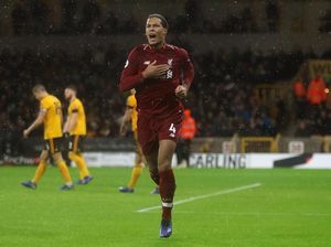 Virgil van Dijk Bukan Bek Tengah Biasa