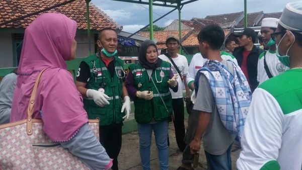 Tsunami Banten-Lampung dalam Jepretan Tenaga Medis