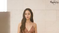 Inspirasi Baju Liburan Natal dan Tahun Baru dari Drama Korea