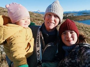 Rumah Hancur, Alice Norin Bersyukur Ayah Selamat dari Tsunami