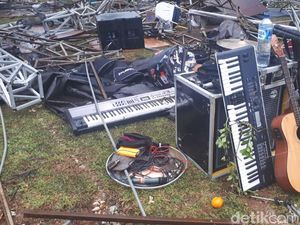 Kisah Additional Keyboardist Seventeen Lolos dari Tsunami Banten Kisah Additional Keyboardist Seventeen Lolos dari Tsunami Banten