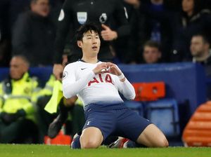 Everton Bulan-bulanan Klub London