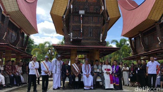 PKB: Memang Kenapa Kalau Pak Jokowi Resmikan Patung Yesus?