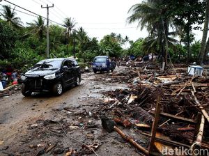 Kondisi Terkini Pantai Anyer Pasca Diterjang Tsunami