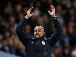 Manajer City, Pep Guardiola, tampak frustrasi saat timnya masih tertinggal. (Foto: Carl Recine/Reuters)