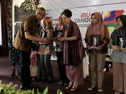 Penghargaan untuk 10 Wanita Tangguh di Hari Ibu