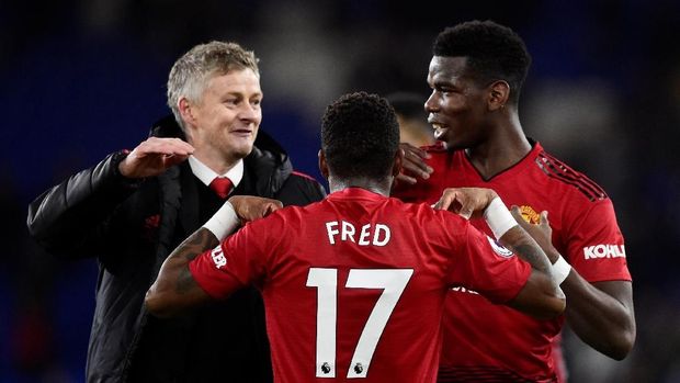 Ole Gunnar Solskjaer pernah bermain membela Manchester United selama 11 musim.
