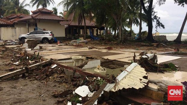 Menyusuri Kesuraman Pantai Barat Banten Usai Diamuk Tsunami