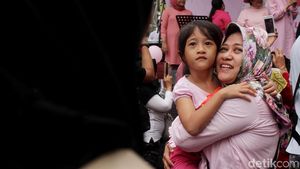 Suasana Haru Peringatan Hari Ibu di CFD