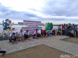 Anies Letakkan Batu Pertama Jalasena di Pantai Maju Pulau Reklamasi