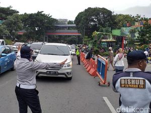 Hindari Jalan Seputar KBS di Jam-jam Ini Bila Tak Ingin Kena Macet Hindari Jalan Seputar KBS di Jam-jam Ini Bila Tak Ingin Kena Macet