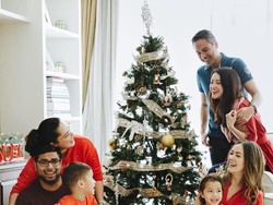 Suka Cita Para Artis Indonesia Saat Rayakan Natal