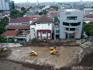 Bukan 1.800, Recovery Jalan Gubeng Hanya Butuh 1.000 Truk Sirtu Bukan 1.800, Recovery Jalan Gubeng Hanya Butuh 1.000 Truk Sirtu