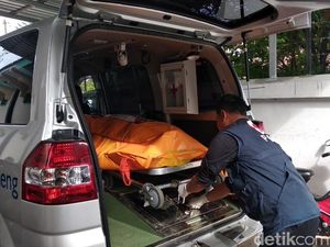 Mayat Pria Tak Dikenal Ditemukan Tersangkut Sampah Sungai Grobogan