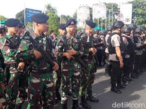6 Gereja Jadi Prioritas Pengamanan Saat Malam Natal di Ambon 6 Gereja Jadi Prioritas Pengamanan Saat Malam Natal di Ambon