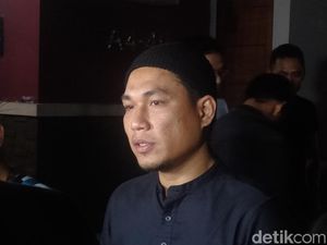 Mata Berkaca-kaca, Rizal Armada Ceritakan Sosok Para Personel Seventeen Mata Berkaca-kaca, Rizal Armada Ceritakan Sosok Para Personel Seventeen