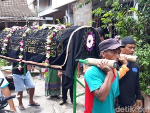 Sekeluarga Asal Magelang Jadi Korban Tsunami, 2 Orang Masih Hilang