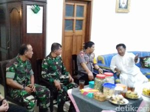 Malam-malam, Kapolda DIY Pantau Pengamanan Gereja Ganjuran Bantul Malam-malam, Kapolda DIY Pantau Pengamanan Gereja Ganjuran Bantul