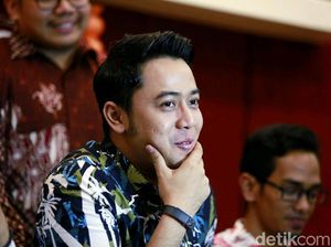 Menanti Sidang Perdana, Kriss Hatta Ngumpet di Ruang Tahanan Menanti Sidang Perdana, Kriss Hatta Ngumpet di Ruang Tahanan
