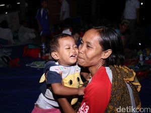 Ulurkan Bantuan untuk Korban Tsunami Melalui CT Arsa Foundation