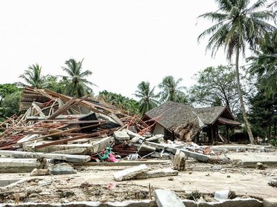Foto: Penginapan di Carita yang Hancur Disapu Tsunami