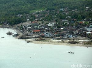 BNPB: Banyak Korban Tsunami Selat Sunda Hanyut ke Laut