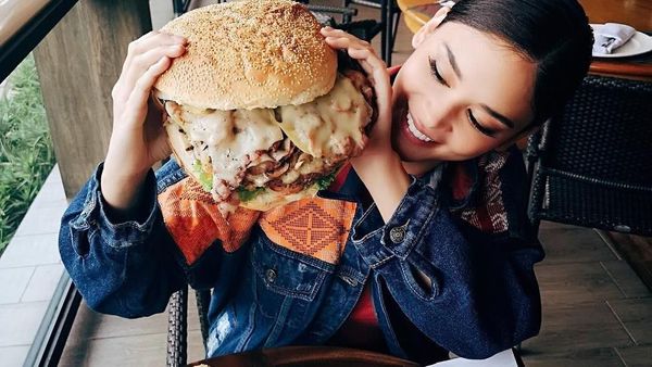 Sama-sama Dari Filipina, Miss Universe 2015, Pia Wurtzbach Penyuka Donat dan Burger