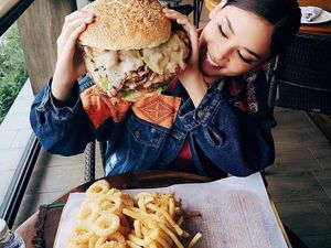 Sama-sama Dari Filipina, Miss Universe 2015, Pia Wurtzbach Penyuka Donat dan Burger