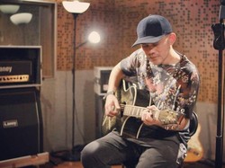 Lagu yang Membuat Istri Terkenang Mendiang Herman Seventeen