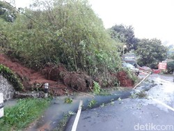 Pasca Longsor, Jalur Malangbong Garut Bisa Kembali Dilalui