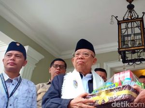 Kunjungi Korban Tsunami Selat Sunda, Maruf Amin: Bukan Kampanye