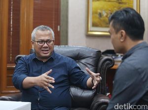 Ketua KPU: Kalau Mau Curang Itu Bukan Karena Kotak Suara Ketua KPU: Kalau Mau Curang Itu Bukan Karena Kotak Suara