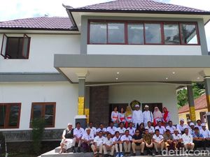 Resmikan Pos Pantau Gunung Agung, Jonan Soroti Toilet yang Kotor Resmikan Pos Pantau Gunung Agung, Jonan Soroti Toilet yang Kotor