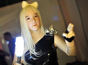 Kontes Kecantikan Pemilik Fetish Lateks, Ramai-Ramai Jadi Boneka Seksi Kontes Kecantikan Pemilik Fetish Lateks, Ramai-Ramai Jadi Boneka Seksi