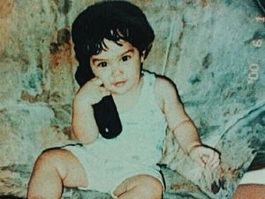 Potret Masa Kecil El Rumi Putra Kedua Bunda Maia