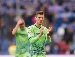 Pemain pinjaman dari Paris St-Germain, Giovanni Lo Celso, tampil ciamik bersama Real Betis. Dia sudah bikin delapan gol dan dua assist dari total 21 penampilan. (Denis Doyle/Getty Images)