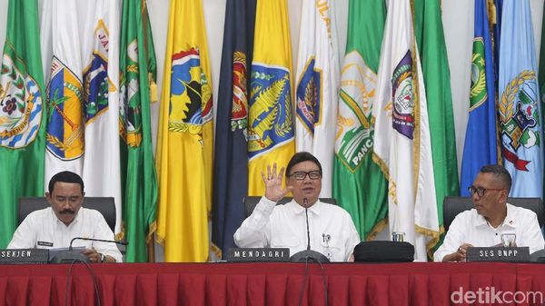Tjahjo Kumolo Bicara Isu-isu Selama 4 Tahun Jadi Mendagri