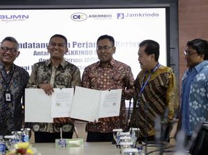 Askrindo dan Jamkrindo Teken PKS Penjaminan KUR Bersama