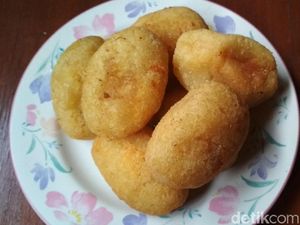 Jemblem, si Chubby yang Empuk Berisi Gula Merah Jemblem, si Chubby yang Empuk Berisi Gula Merah
