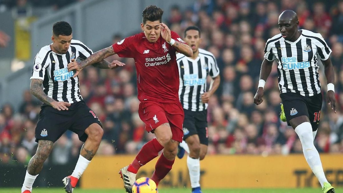 Liverpool menuju 100 gol ke gawang Newcastle United (Jan Kruger/Getty Images)